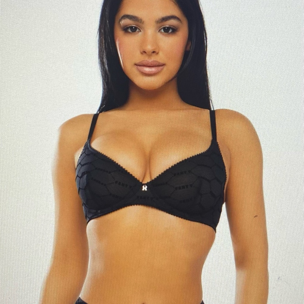 Savage X Fenty Flocked Logo Unlined Bra